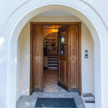 Dei Muralti- 2 Free Parkings Вилла