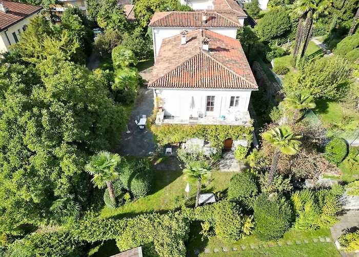 Dei Muralti- 2 Free Parkings Villa